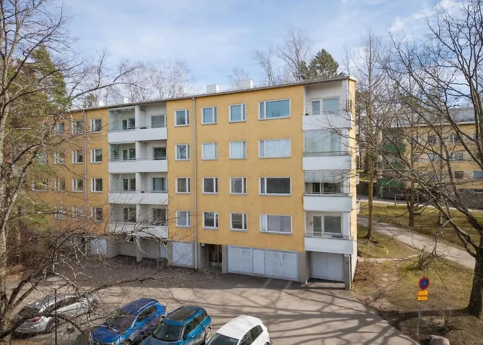 Bright And Spacious Helsinki