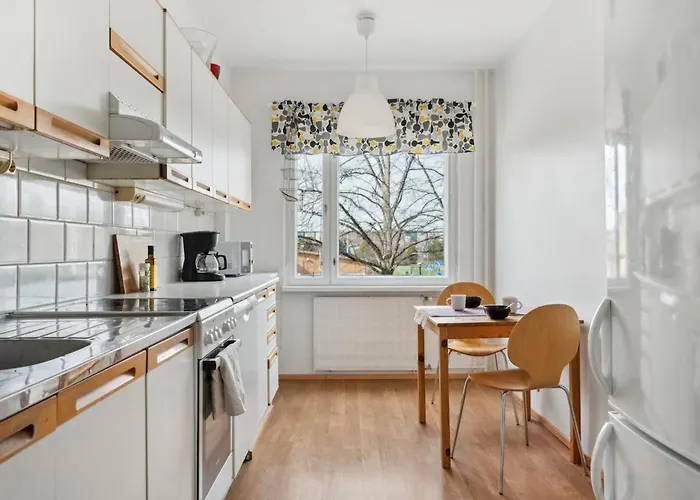 Bright And Spacious Helsinki