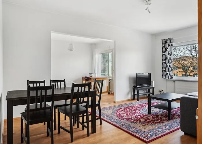 Bright And Spacious Appartement